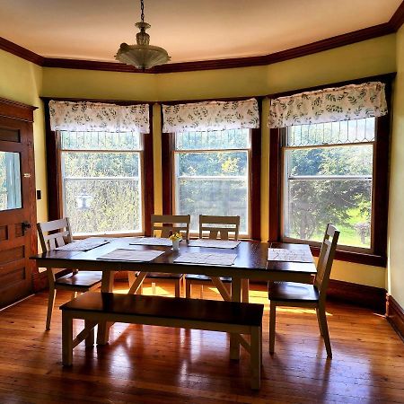 Basecampwv-Durbin. Spacious 4 Bedroom House W/Yard Экстерьер фото