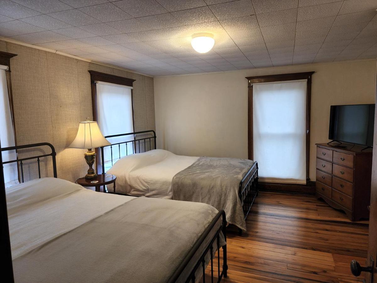 Basecampwv-Durbin. Spacious 4 Bedroom House W/Yard Экстерьер фото